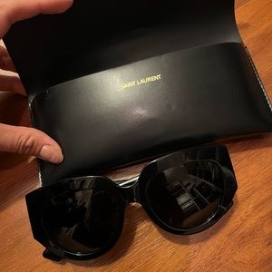sunglasses Saint laurent